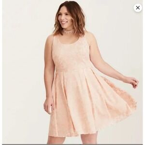 Torrid Dress 1 / 1X 18 Fit & Flare Lace Floral Pink Sleeveless Swing Lace Pink